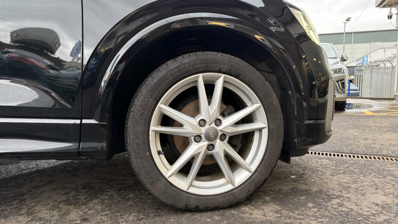 Audi Q2 35 TFSI S Line 5dr Petrol Estate